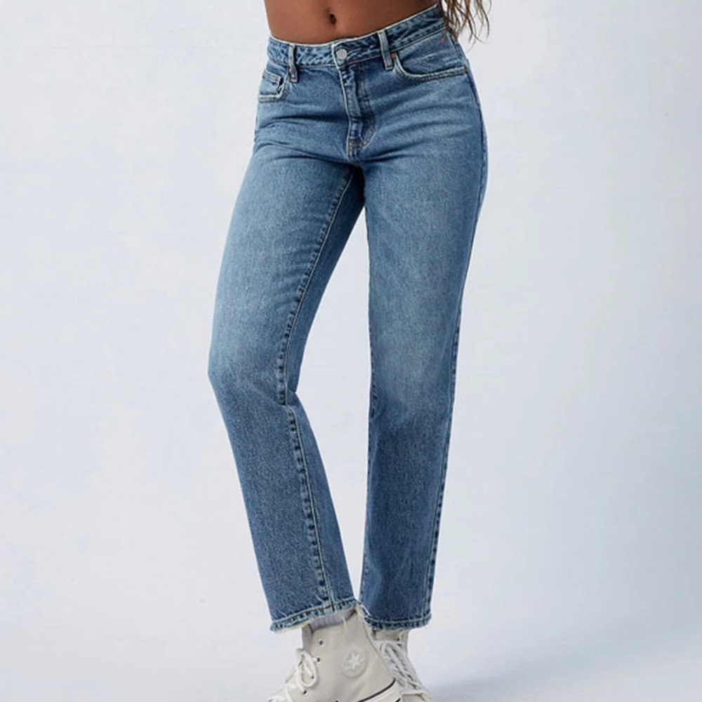 PacSun Medium Indigo Mom Jeans